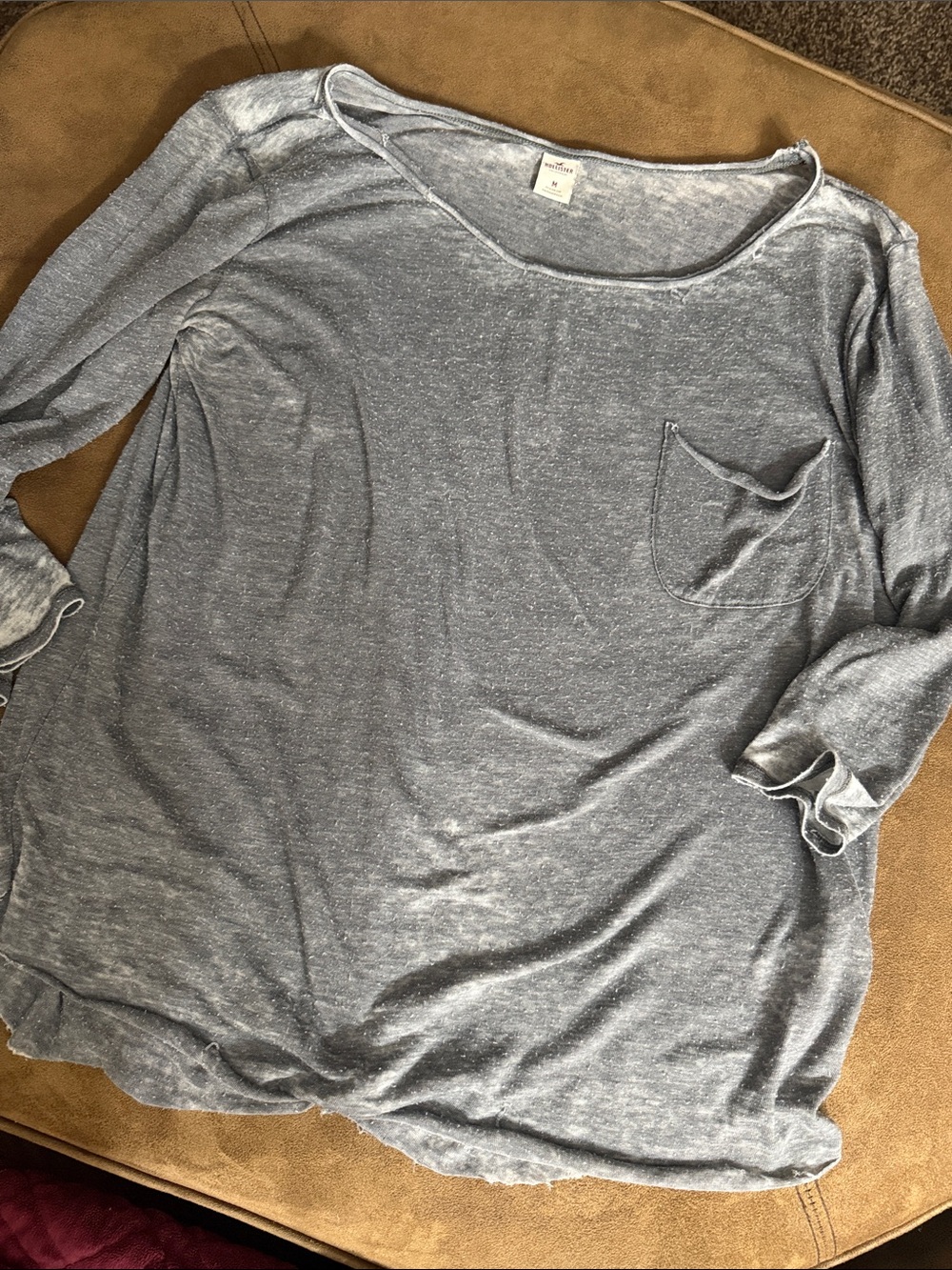 Hollister Heather Grey 3/4 Long Sleeve Scoop Neck Tee with Pocket